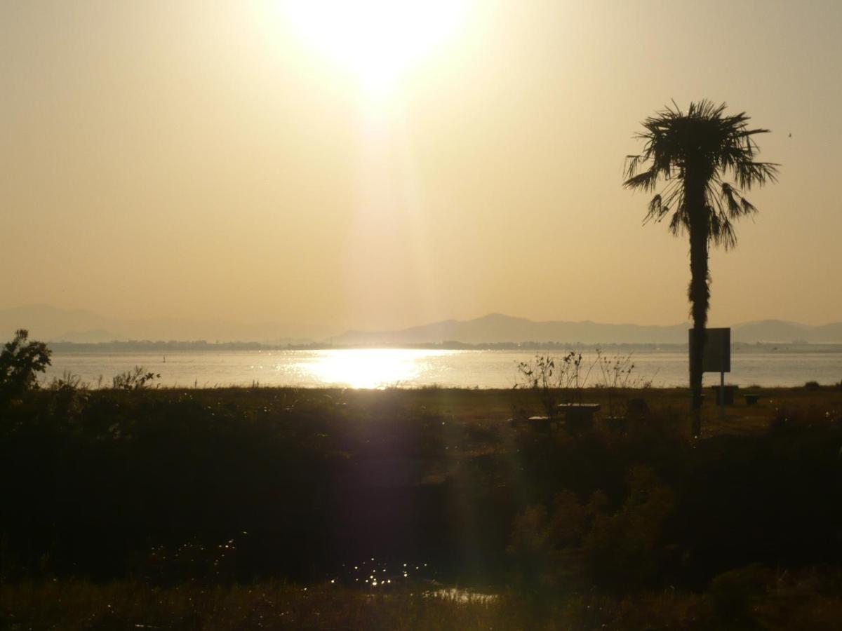 Youth Hostel Wanihama-Beach Side Lake Biwa Otsu Buitenkant foto